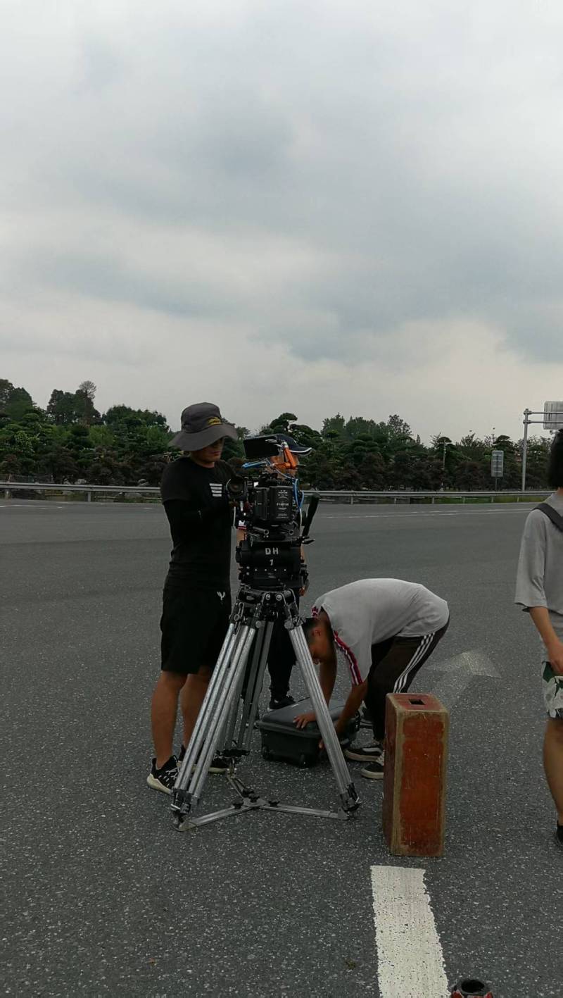 南充TVC拍摄公司：唤醒集体记忆，构建跨代际沟通桥梁